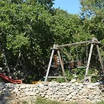 Roulottes Et De Saint Cerice *