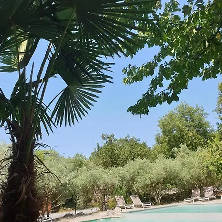 Campeggio Roulottes Et De Saint Cerice Vogue