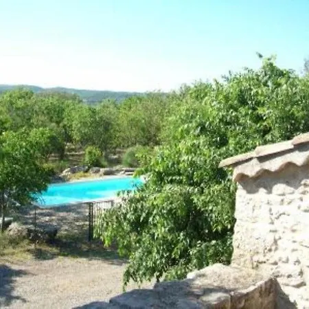 Roulottes Et De Saint Cerice Vogue