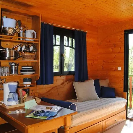 Campsite Roulottes Et De Saint Cerice Vogue