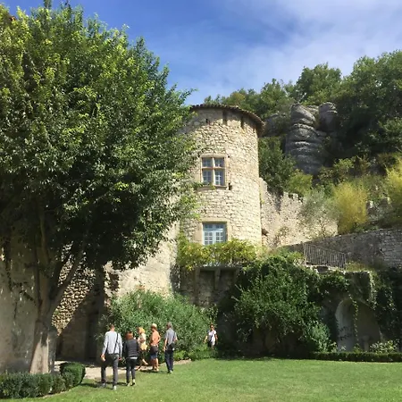 Roulottes Et De Saint Cerice